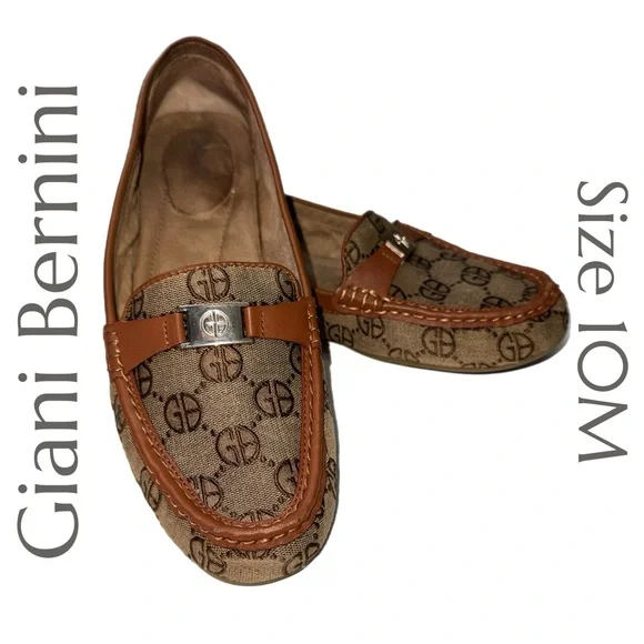 Giani Bernini - Logo Loafers Women’s Size 10M - Monogram Slip‑On Comfort Flats - Picture 2 of 13